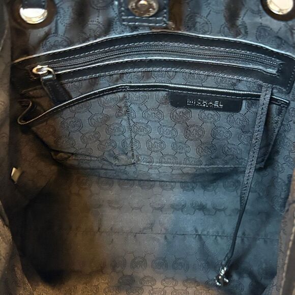 Michael Kors Jet Set Tall Travel Tote Bag - Picture 11 of 16